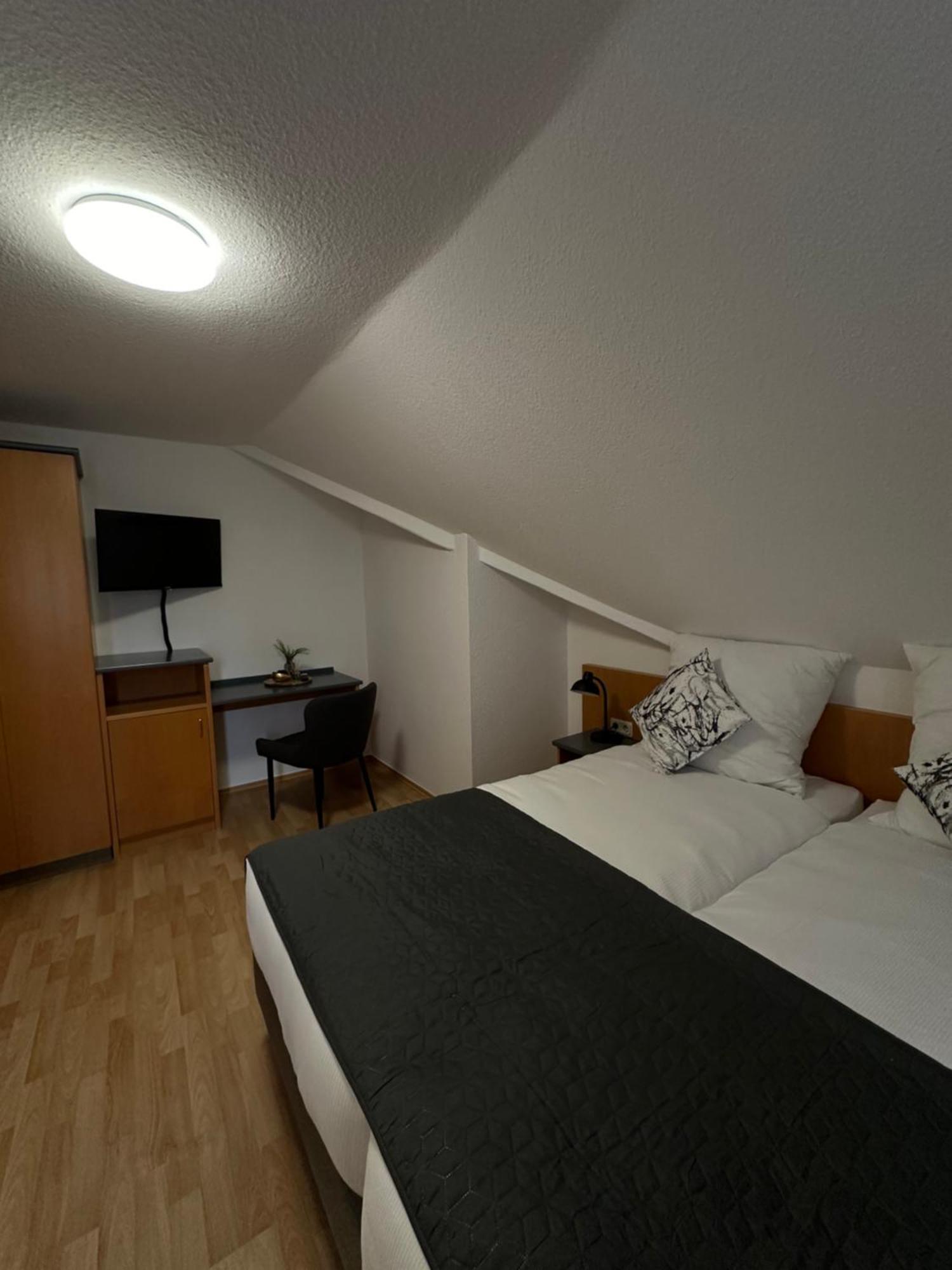 קלן Hotel Restaurant Haus Odendahl מראה חיצוני תמונה