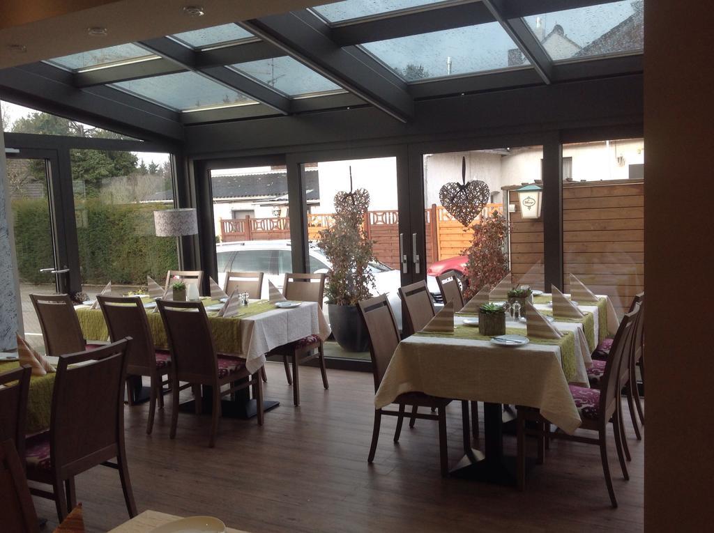 קלן Hotel Restaurant Haus Odendahl מראה חיצוני תמונה